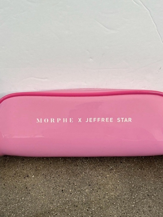 Jeffree Star Handbags - Jeffree Star Pink Patent Cosmetic Bag